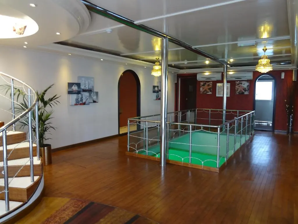 Botel Jawhara Marines Floating Suite Dubai